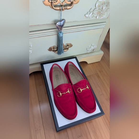 Gucci Red‎ Suede Horse Bit Loafer - Picture 8 of 9